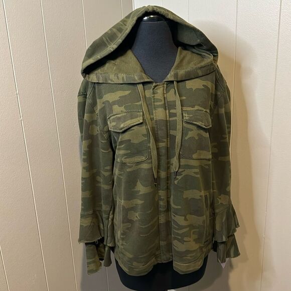 sanctuary (Anthropologie) camo hidden zip layered raw edge ruffle sleeve hoodie - Picture 2 of 9